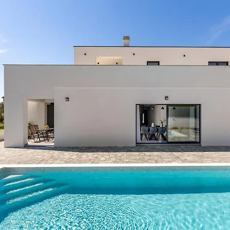 Sole Villa